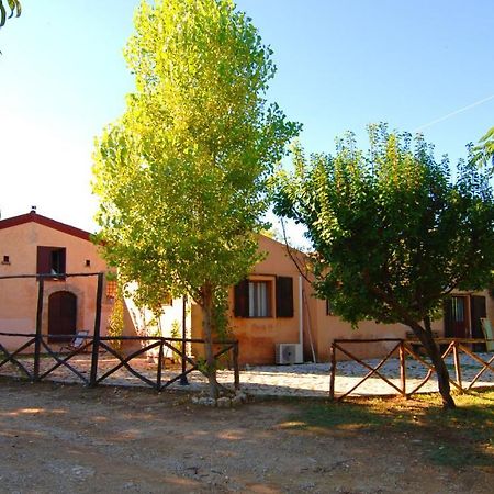 Agriturismo Terra Di Pace Noto Eksteriør bilde